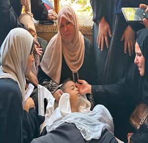 وداع وتشييع شهداء في مستشفى ناصر في خان يونس جنوب قطاع غزة