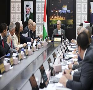 رئيس الوزراء محمد مصطفى، خلال جلسة مجلس الوزراء الأسبوعية