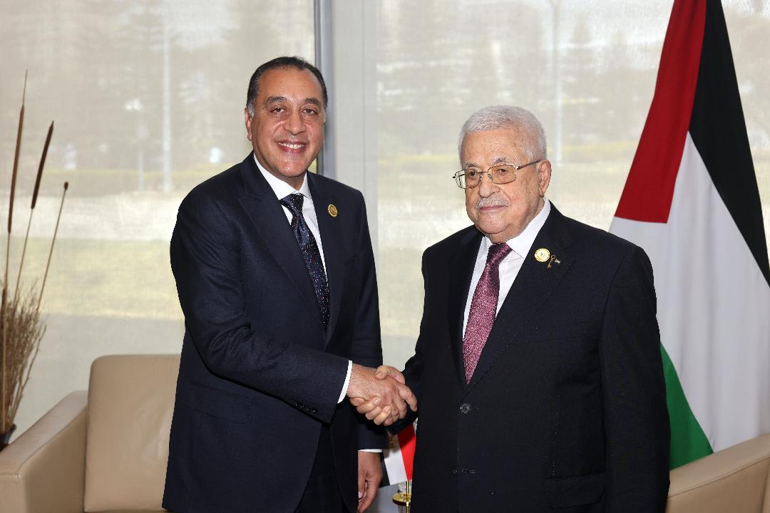  الرئيس محمود عباس أثناء لقائه رئيس وزراء مصر مصطفى مدبولي في أديس أبابا (تصوير: ثائر غنايم)