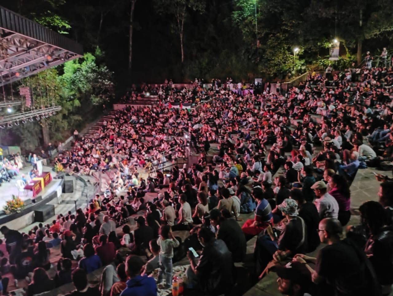 جانب من المهرجان