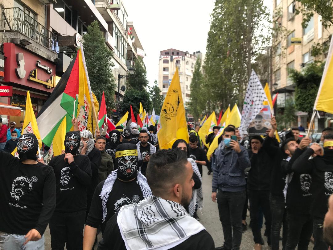 رام الله: الشبيبة الفتحاوية تنظم مسيرة احياء للذكرى السادسة عشرة لاستشهاد أبو عمار