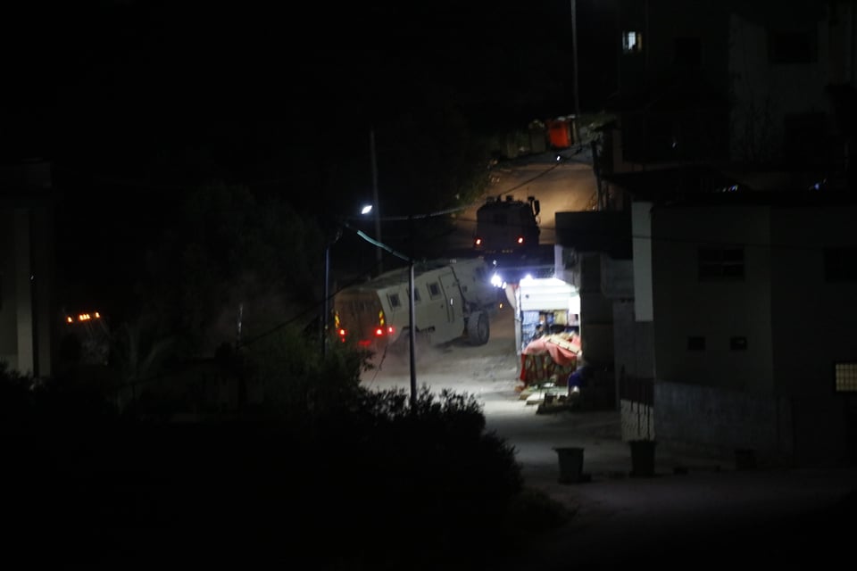 خلال اقتحام قوات الاحتلال بلدة السيلة الحارثية (تصوير - عدي دعيبس/وفا)
