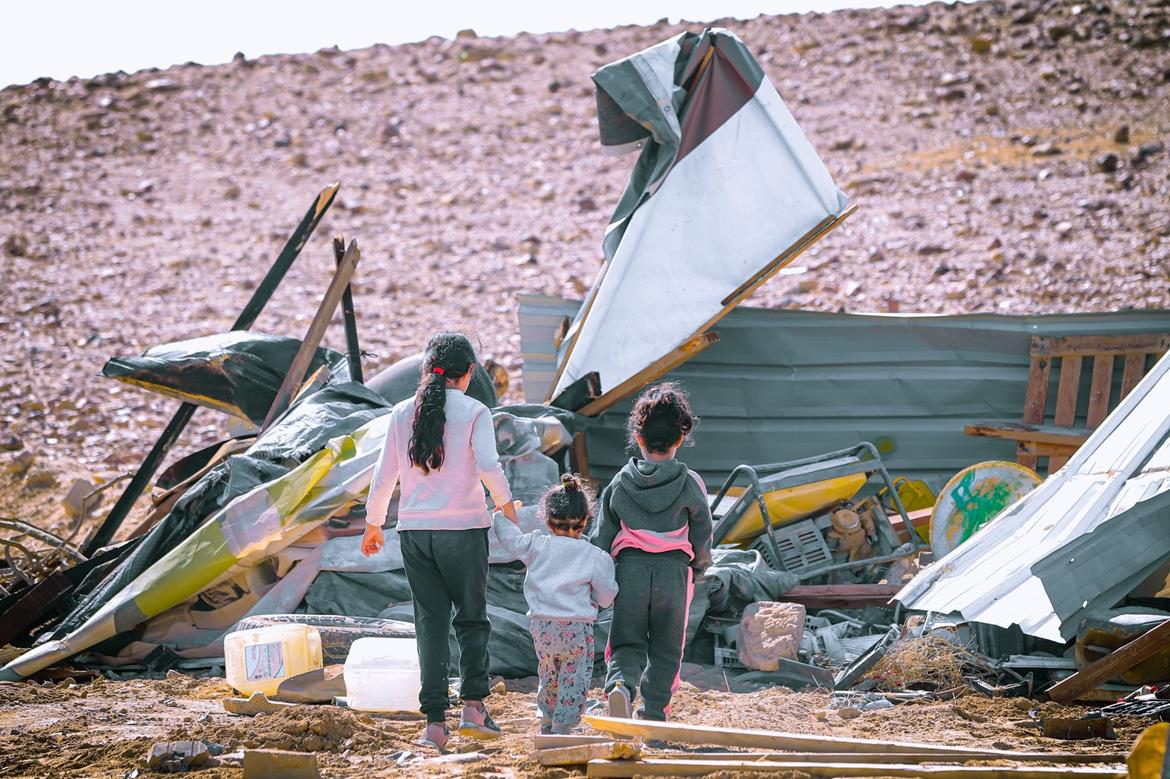 سلطات الاحتلال تهدم 3 منازل في قرية البقيعة بمنطقة النقب (وفا)