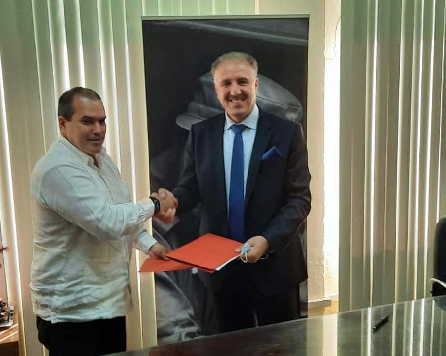 جانب من توقيع اتفاقية التعاون