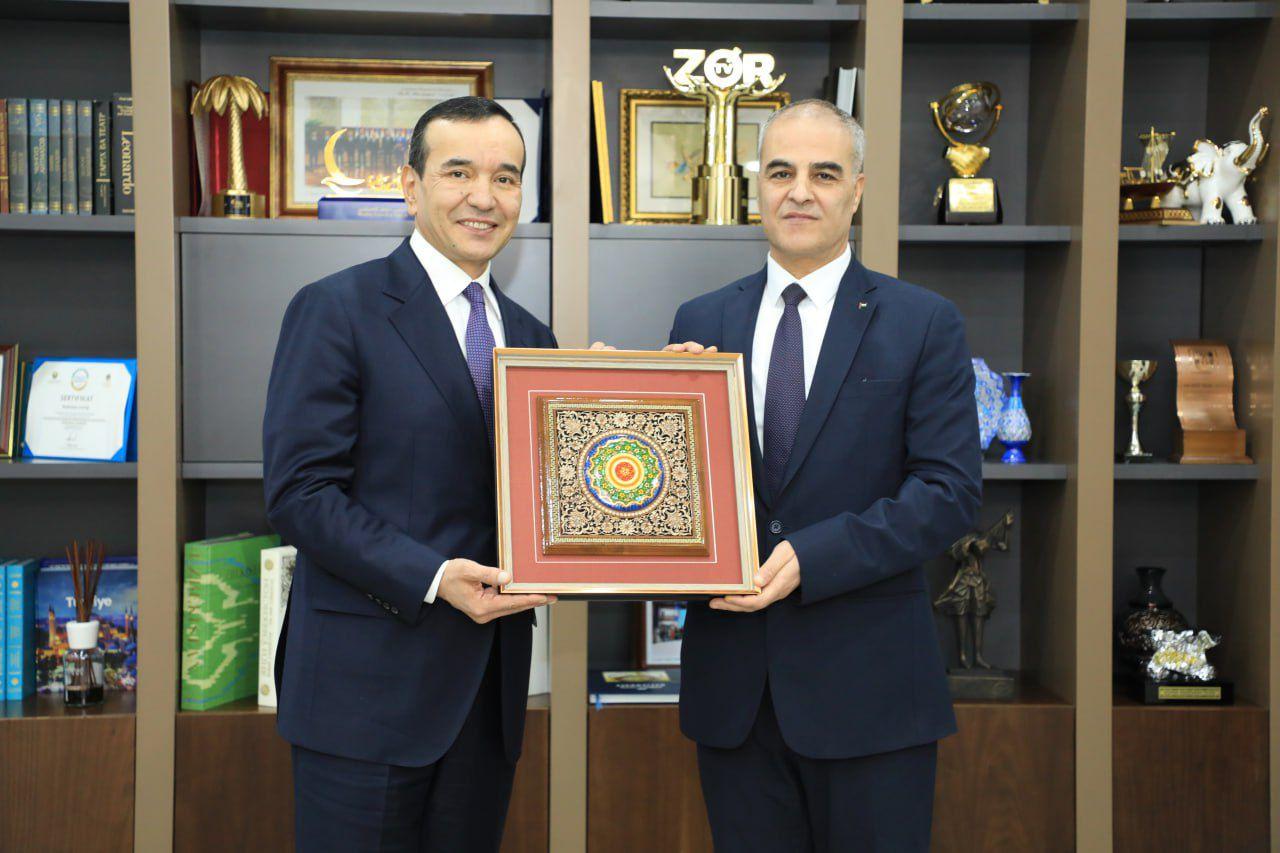 سفير فلسطين ووزير الثقافة الأوزبكي