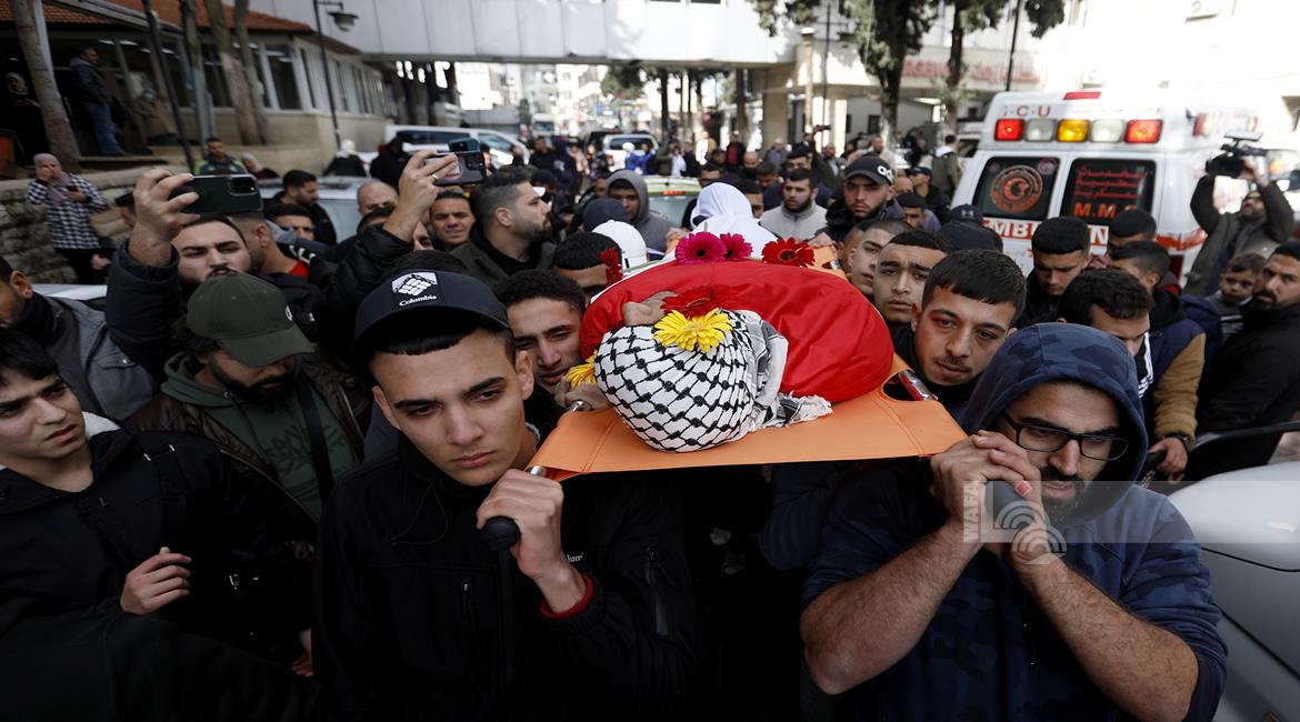 جانب من التشييع.