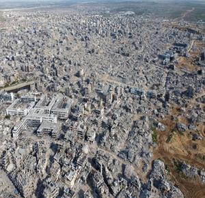 في اليوم العالمي للإسكان: دمار هائل وأزمة نزوح في غزة وتصاعد التهجير القسري في الضفة