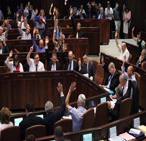 اليمين الإسرائيلي في سباق على "قوانين الضم"... توافق على المبدأ واختلاف على الأساليب والتوقيت