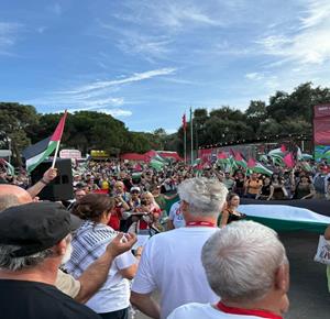 بعثة فلسطين لدى البرتغال تشارك في مهرجان الحزب الشيوعي البرتغالي السنوي والذي اتخذ فلسطين كمحور له هذا العام