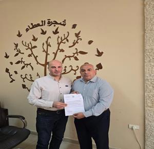 تنمية القدس تستلم منحًا جامعية من جامعة القدس لتعزيز فرص الطلبة التعليمية