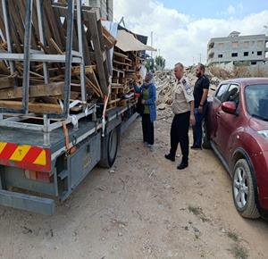 جودة البيئة: إرجاع ٣ شاحنات محملة بمخلفات إسرائيلية إلى مصدرها بعد ضبطها في قلقيلية