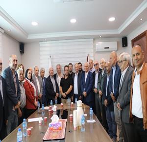 منظمة التحرير تستقبل رئيس الوفد العمالي الدولي اليوناني