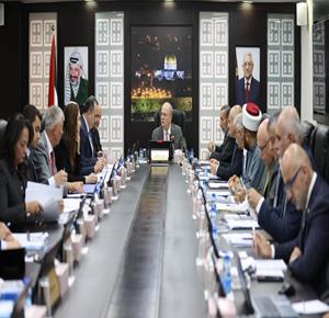 رئيس الوزراء: لن نتهاون مع أي تجاوزات للقانون والنظام ويجب تقديم الخدمات لأبناء شعبنا بكرامة وشفافية واحترام