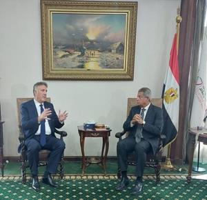 الوزير عساف يبحث مع رئيس المجلس الأعلى لتنظيم الإعلام في مصر التعاون المشترك ويُطلعه على التطورات السياسية