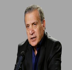أبو ردينة: تسليم الدفعة الثالثة من السلاح الموجود داخل المخيمات الفلسطينية في بيروت للجيش اللبناني