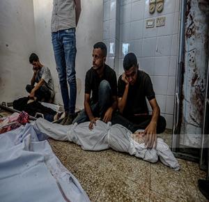 4 شهداء ومصابون إثر قصف الاحتلال خيمة تؤوي نازحين في دير البلح
