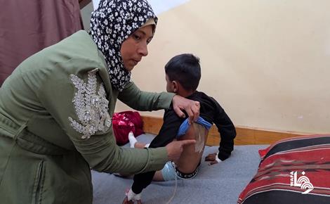 جرحى من عائلة أبو حدايد يتلقون العلاج في خان يونس