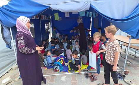 أنشطة تعليمية للطلبة في خان يونس